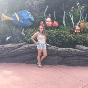 Meet your Posher, Adriana